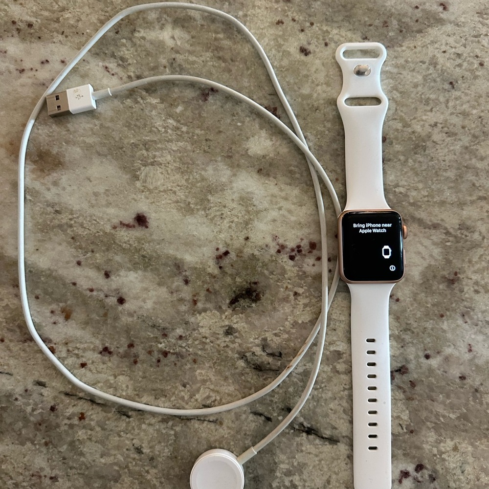 Apple Watch 40mm Gen 3 Rose Gold
